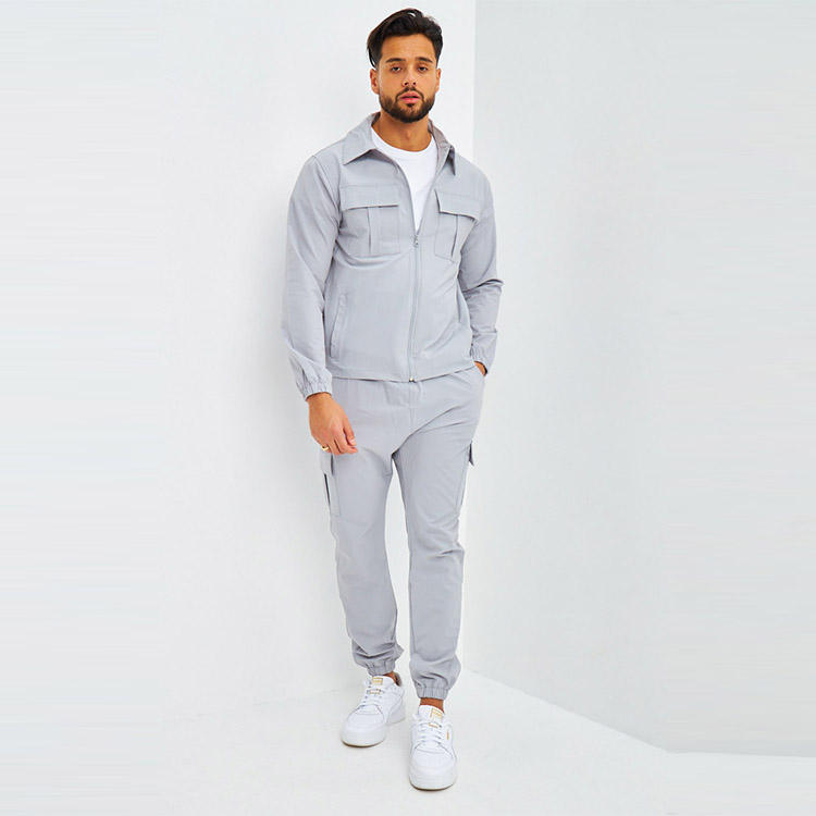 New design custom fashionable high street zip up jacket and cargo jogging pants 2 piece co-ord set